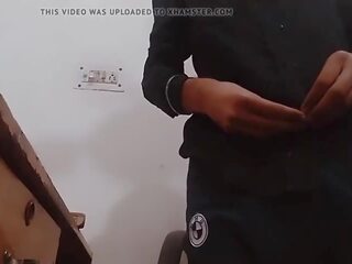 Dekho мені mutth mar rha hu