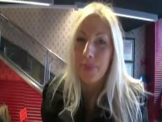 Анджелина, омаен красота прецака от а bastard