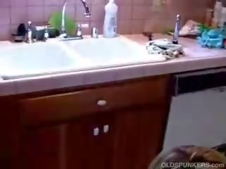 挑衅 full-blown 业余 吸 putz