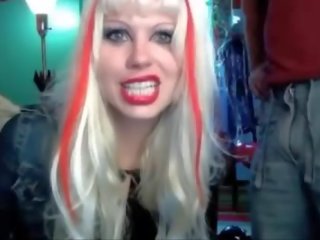 Adolescent starla ใช้ปาก ล้อเลียน