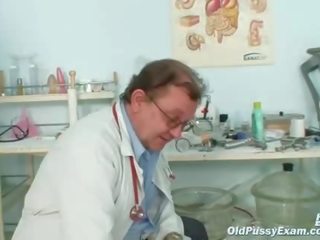 奶奶 sofie 的gyno 的阴户 燧 检查
