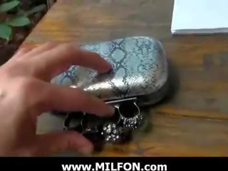 Невероятен милф получаване на ударих от похотлив голям вал ловец момък 3