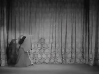 葡萄收穫期 滑稽戲 dancers, 免費 復古 成人 視頻 23